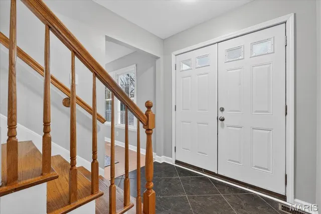 $425,000 | 1254 Bonheur Drive, St. Louis, MO 63146