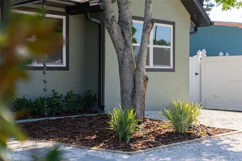 $459,000 | 5406 11th Avenue South, Gulfport, FL 33707