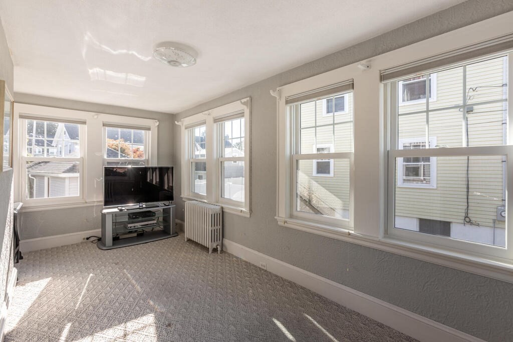 116 Standish Road Watertown, MA 02472 - Photo 8 of 27