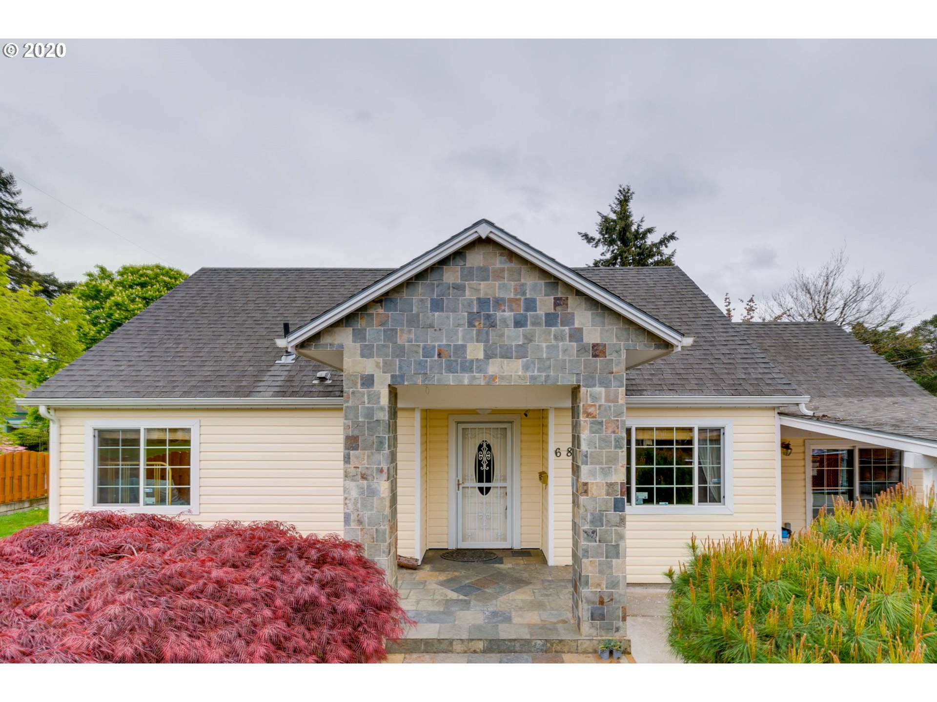 6830 Northeast Pacific Street Portland, OR 97213 - Photo 1 of 18 Gallery Image 1