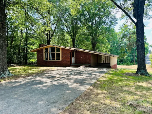 $197,500 | 14 Pop Davis Road, Taylorsville, NC 28681