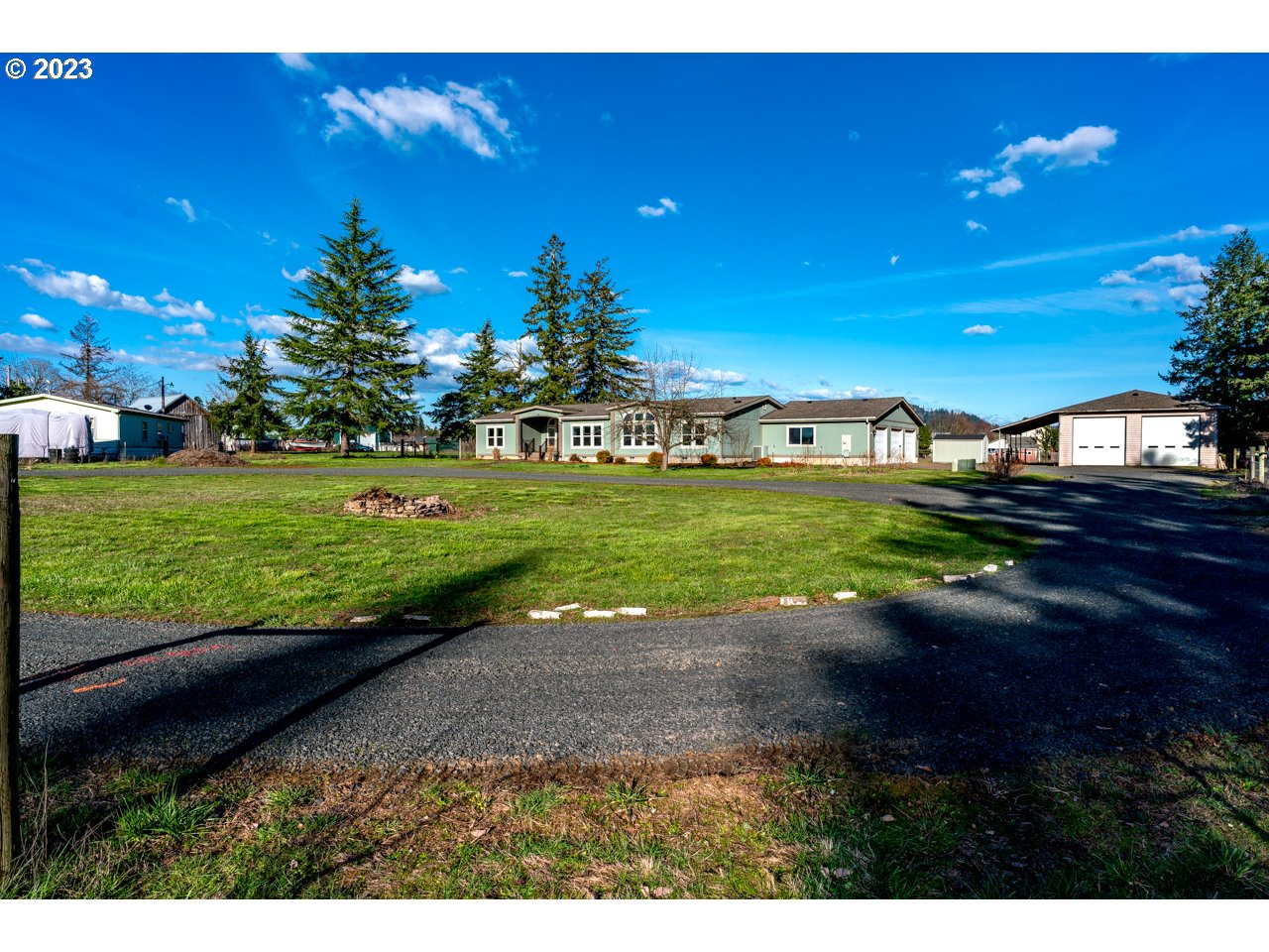 2895 Stoltz Hill Road Lebanon, OR 97355 - Photo 3 of 30 Gallery Image 3
