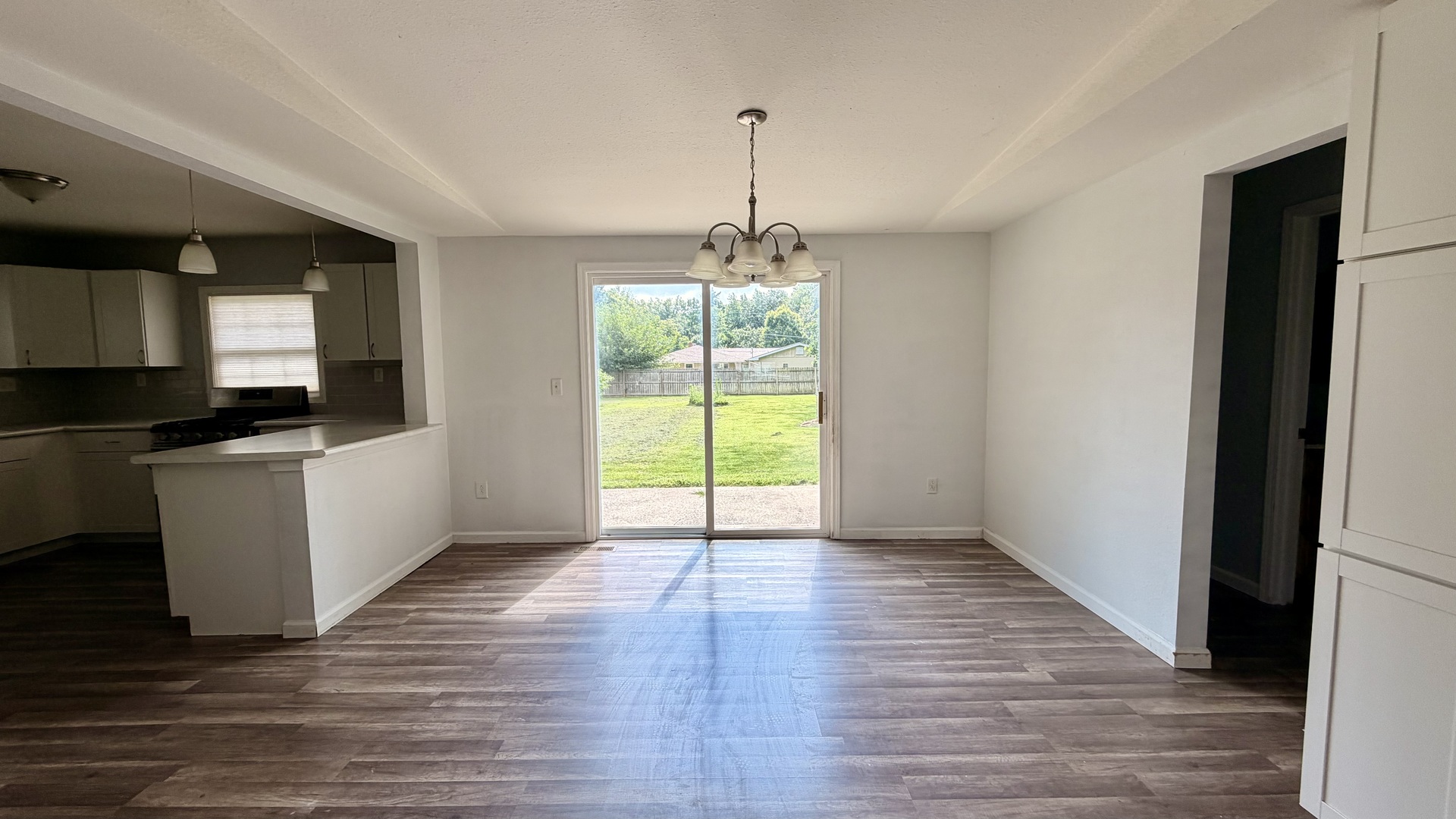 39 Ridge Road Centralia, IL 62801 - Photo 5 of 15