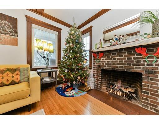 39 Hawthorn Road Milton, MA 02186 - Photo 3 of 15 Gallery Image 3