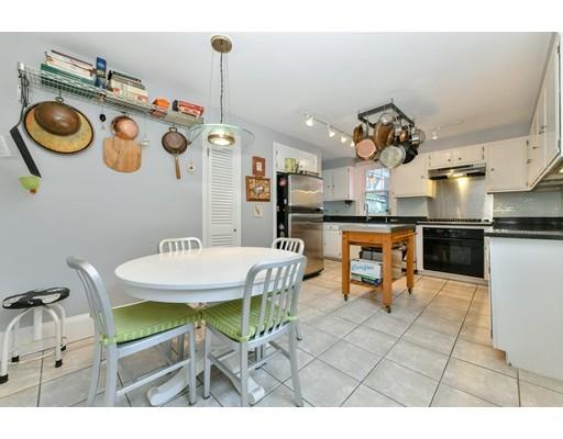 39 Hawthorn Road Milton, MA 02186 - Photo 8 of 15 Gallery Image 8