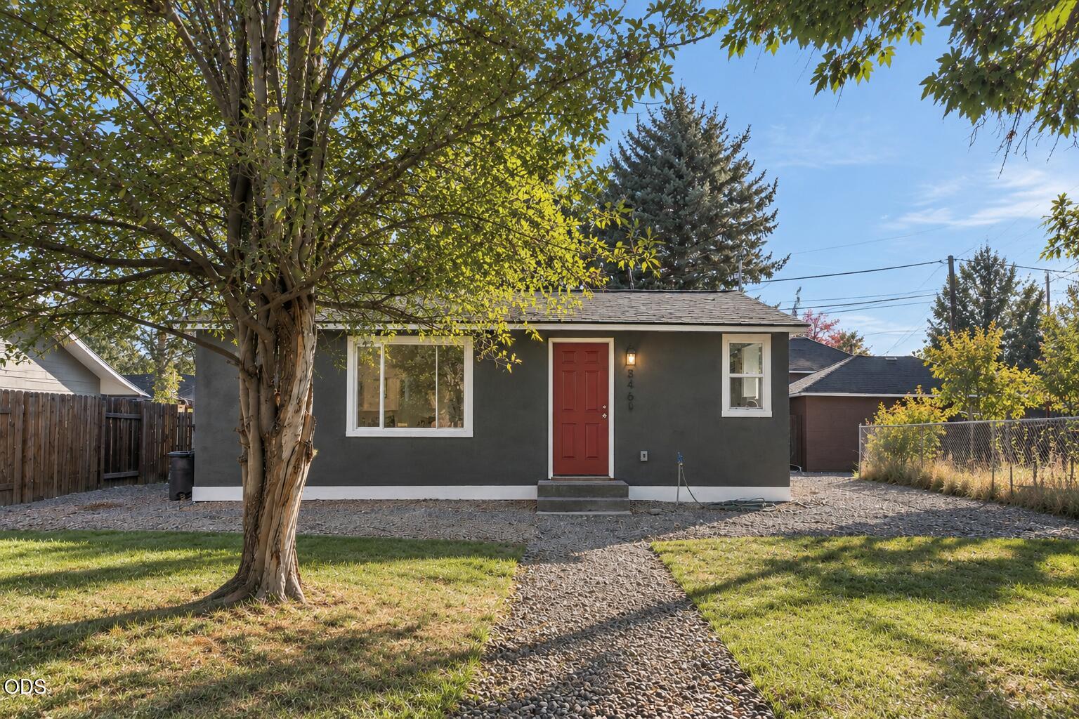346 Southwest 12th Street Redmond, OR 97756 - Photo 2 of 31 Gallery Image 2