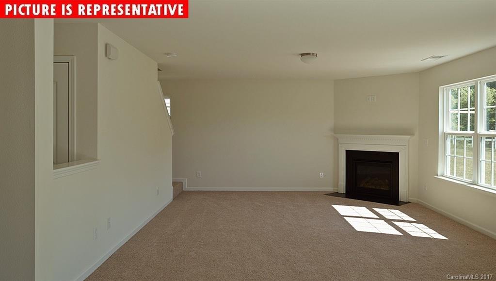 5311 Oakdale Ridge Road Charlotte, NC 28216 - Photo 3 of 15 Gallery Image 3