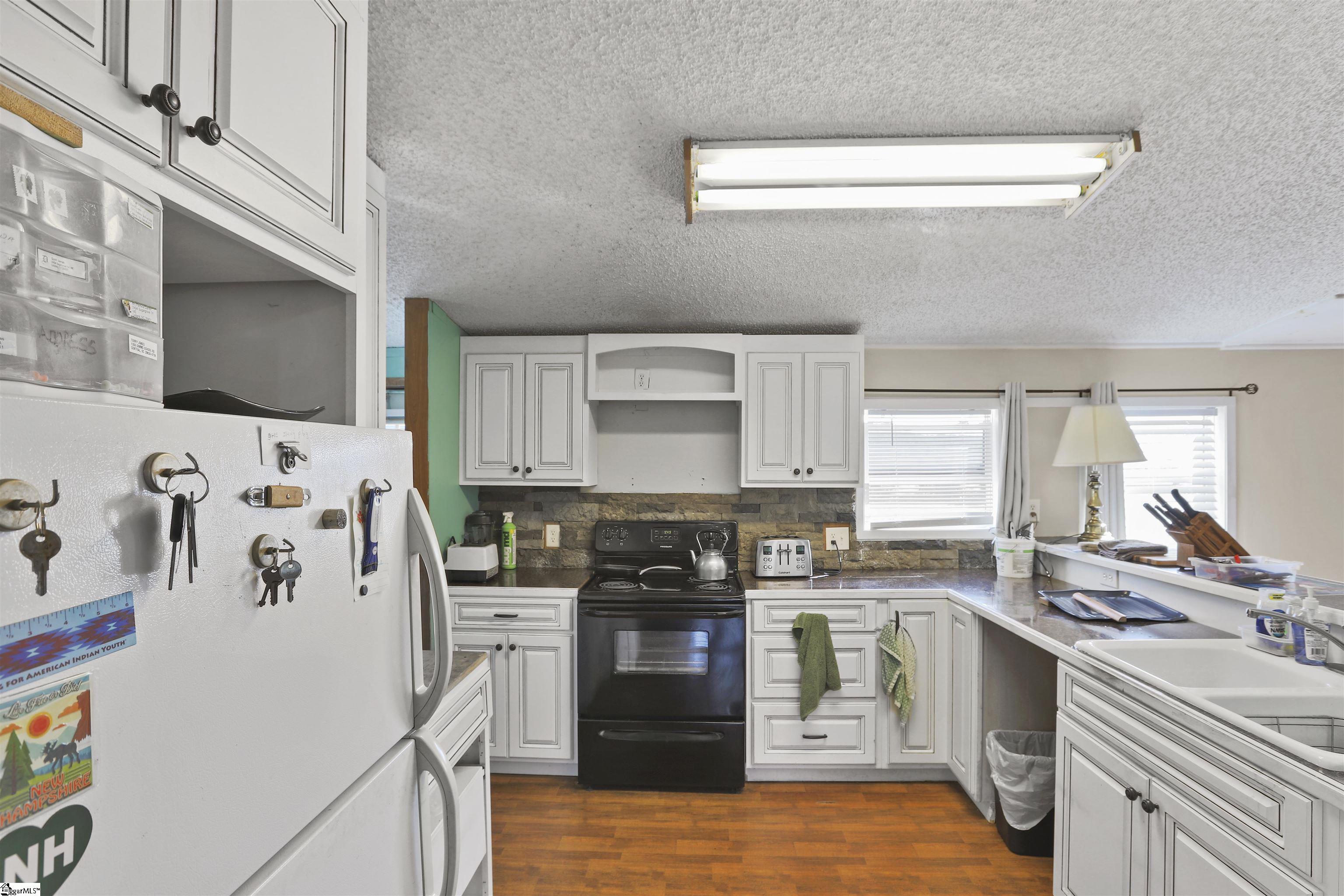 1355 Simms School Road Central, SC 29630 - Photo 6 of 14