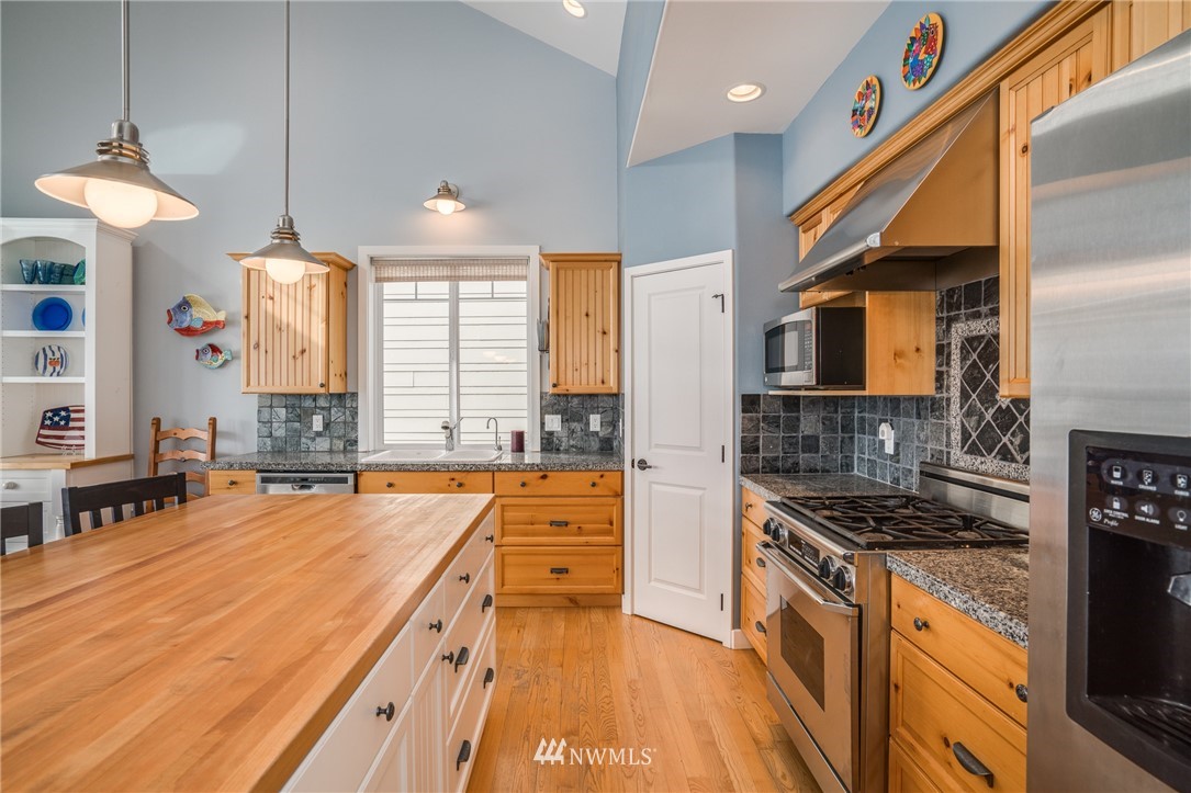 237 Key Lane Chelan, WA 98816 - Photo 14 of 25