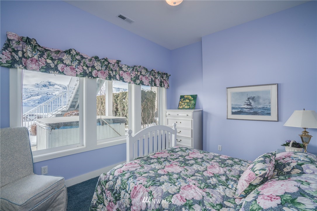 237 Key Lane Chelan, WA 98816 - Photo 21 of 25