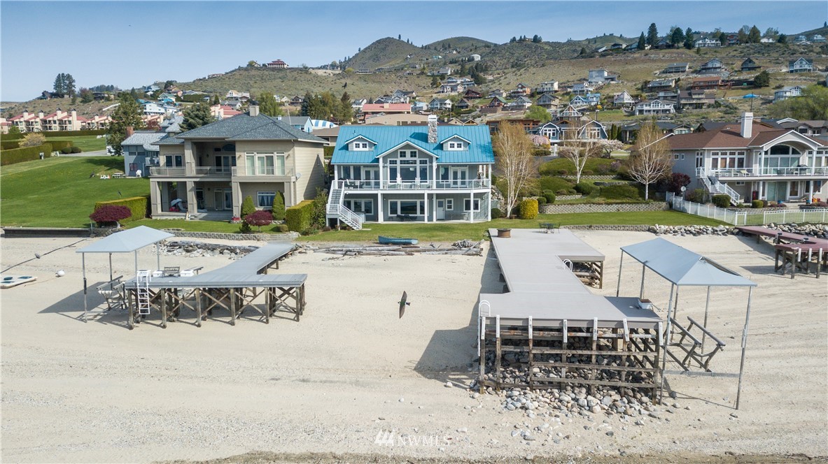 237 Key Lane Chelan, WA 98816 - Photo 4 of 25