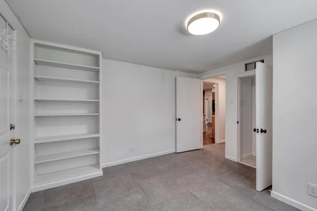 $275,000 | 927 East Walnut Street, La Grange, TX 78945