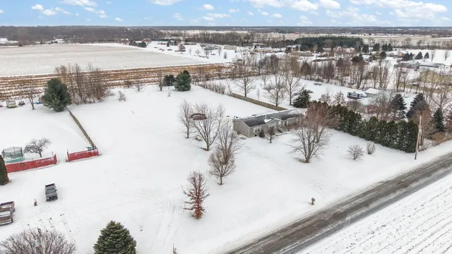 $399,900 | 296 South 150 East, Valparaiso, IN 46383