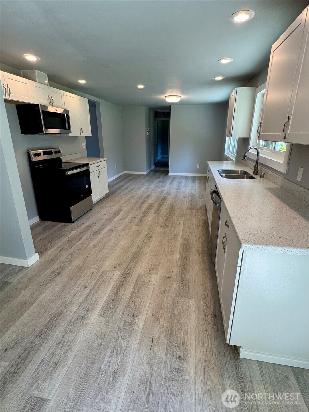 13333 West Cloquallum Road Elma, WA 98541 - Photo 10 of 38 Gallery Image 10