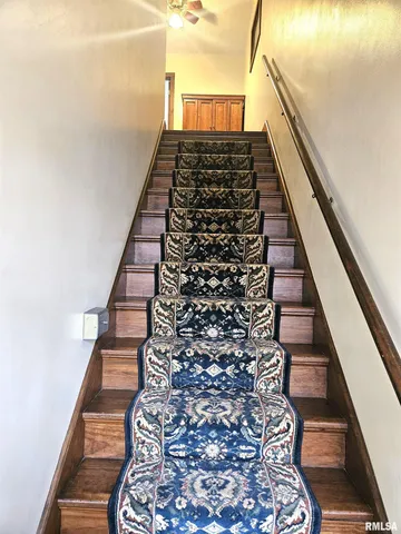 $375,000 | 237 Park Ln Drive, Galesburg, IL 61401