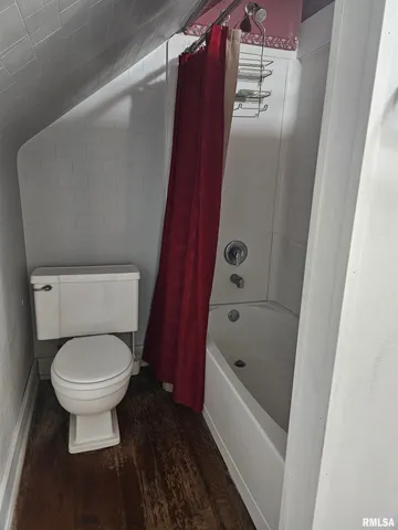 $375,000 | 237 Park Ln Drive, Galesburg, IL 61401