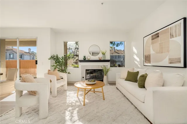 $725,000 | 263 California Court, Mission Viejo, CA 92692