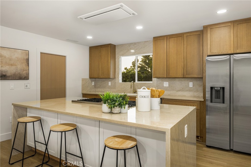 3731 Senasac Avenue Long Beach, CA 90808 - Photo 13 of 42