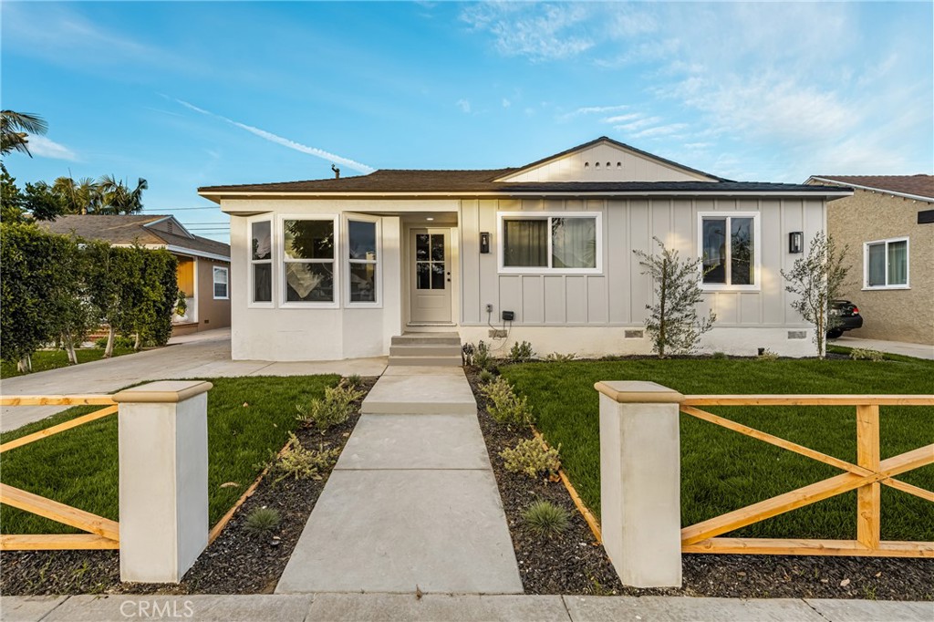 3731 Senasac Avenue Long Beach, CA 90808 - Photo 2 of 42