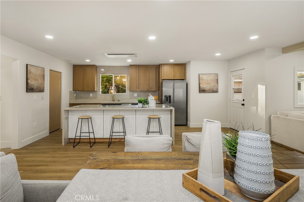 3731 Senasac Avenue Long Beach, CA 90808 - Photo 9 of 42