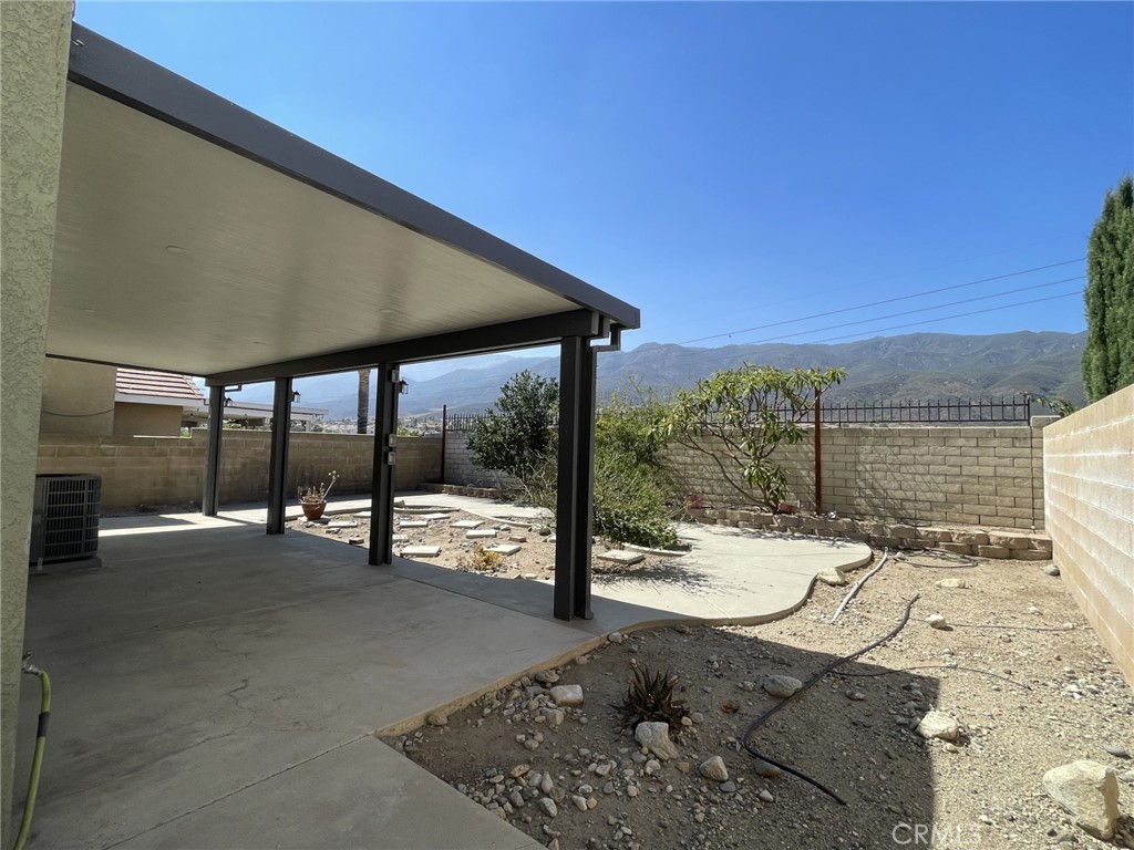 15096 Fox Ridge Drive Fontana, CA 92336 - Photo 27 of 28