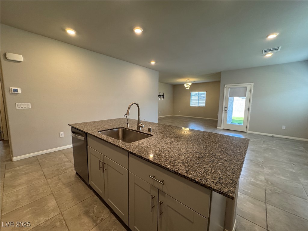 7560 Blue Lotus Avenue Las Vegas, NV 89113 - Photo 9 of 24