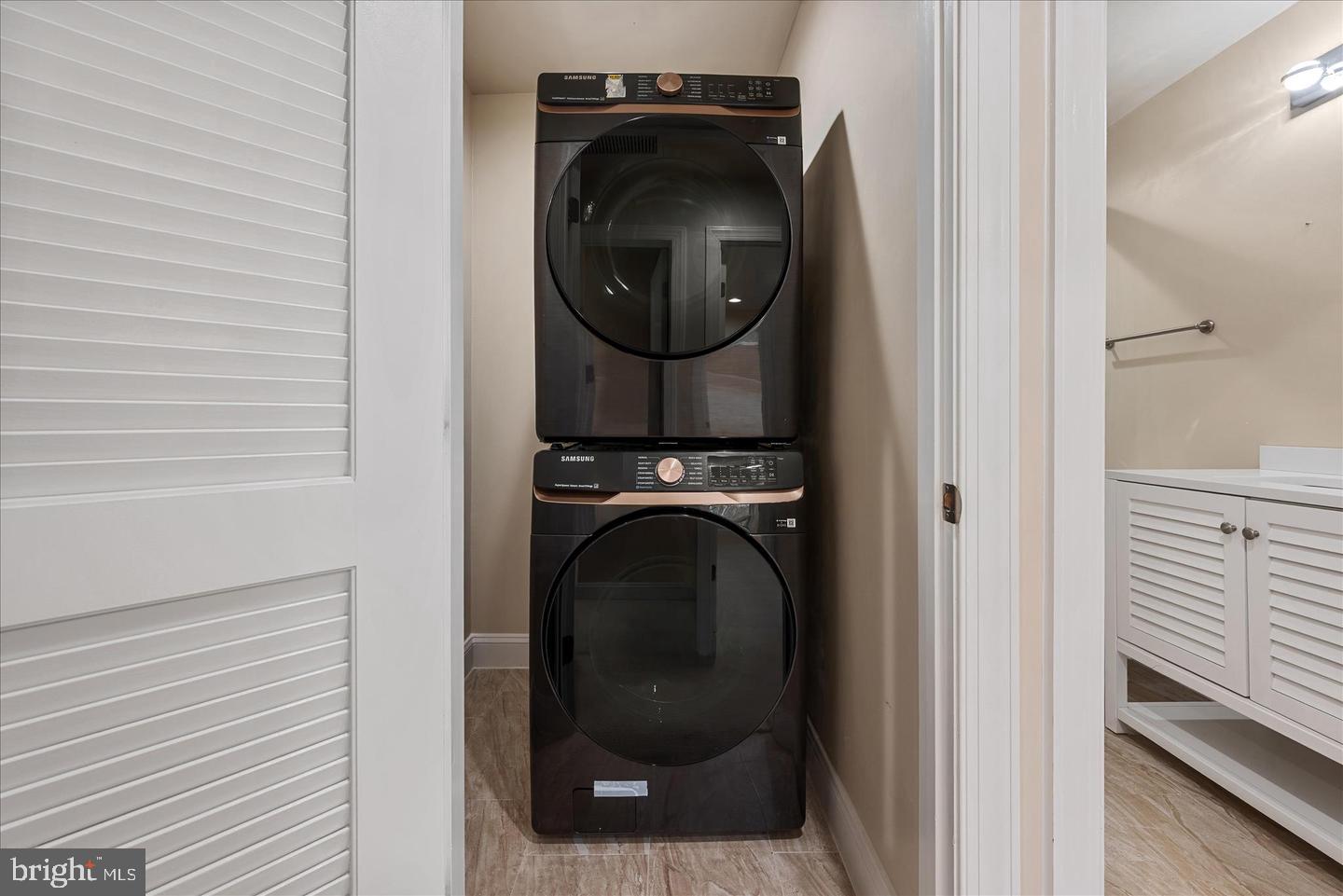 9036 Jeffery Road Great Falls, VA 22066 - Photo 27 of 56 Laundry Area