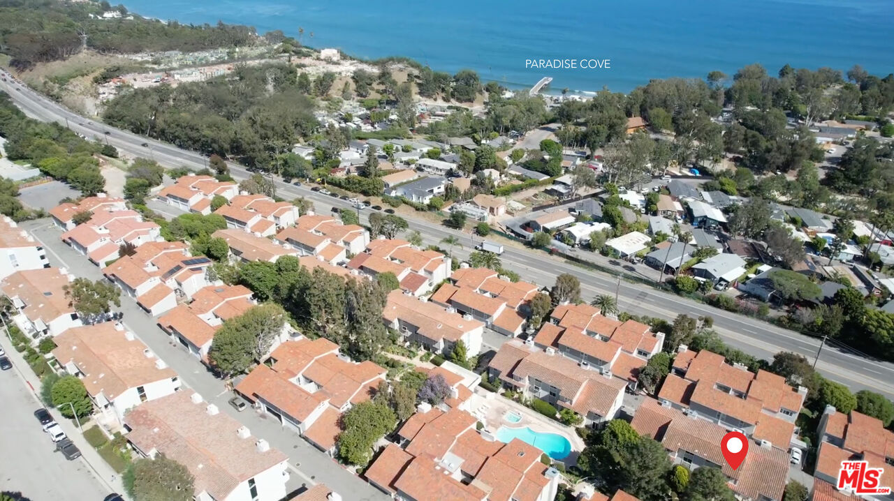 28378 Rey De Copas Lane Malibu, CA 90265 - Photo 46 of 48