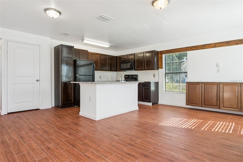 26411 Bertram Road Brooksville, FL 34602 - Photo 6 of 25