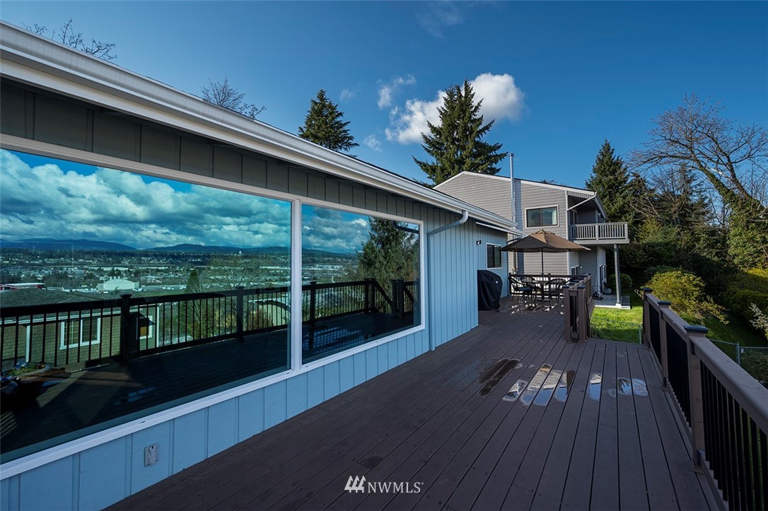 256 Stevens Avenue Northwest Renton, WA 98057 - Photo 11 of 33 Gallery Image 11