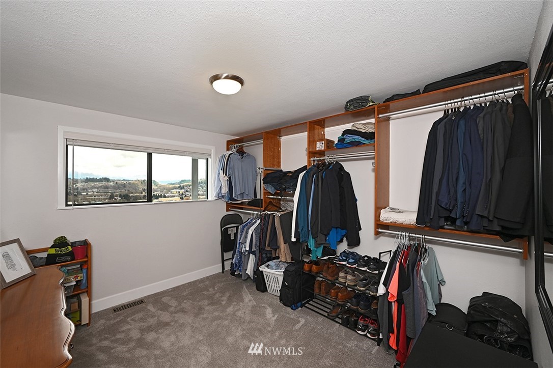 256 Stevens Avenue Northwest Renton, WA 98057 - Photo 19 of 33 Gallery Image 19