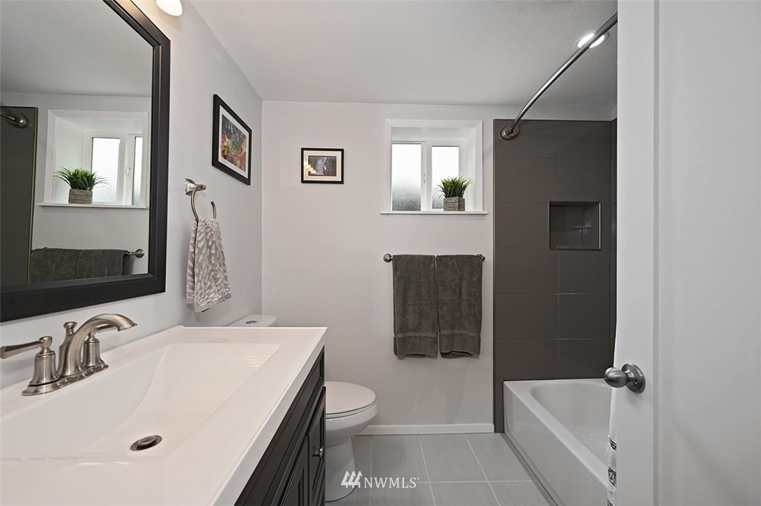 256 Stevens Avenue Northwest Renton, WA 98057 - Photo 27 of 33 Gallery Image 27