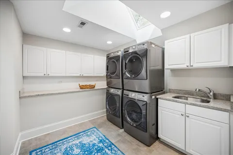 $2,485,000 | 605 Skokie Lane South, Glencoe, IL 60022