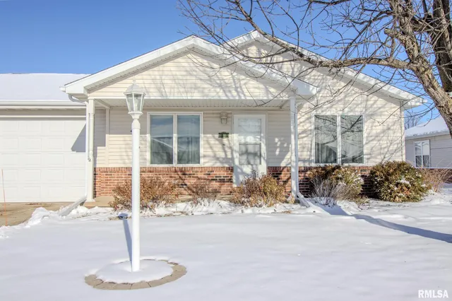 $185,000 | 133 Easy Street, Washington, IL 61571