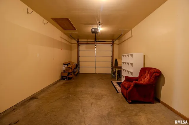 $185,000 | 133 Easy Street, Washington, IL 61571