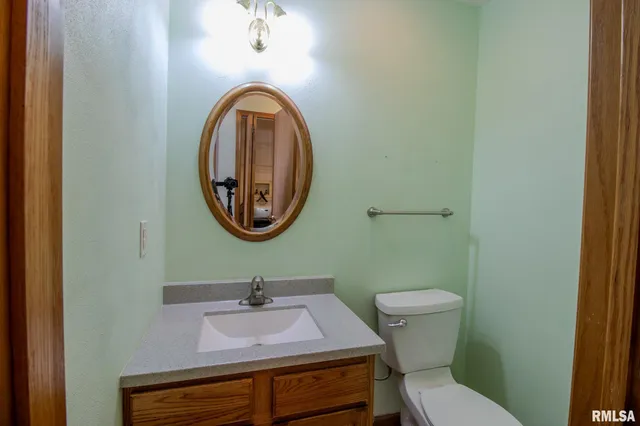 $185,000 | 133 Easy Street, Washington, IL 61571