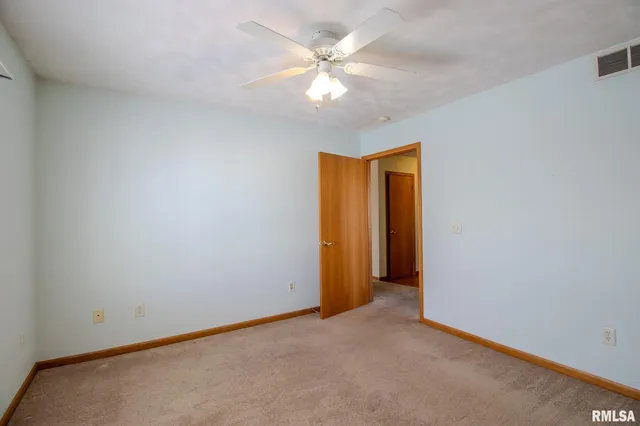 $185,000 | 133 Easy Street, Washington, IL 61571