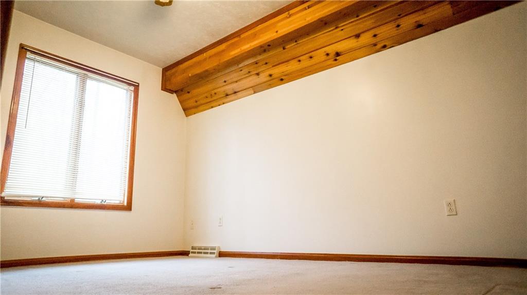 190 Sasse Road Cabot, PA 16023 - Photo 20 of 25 13x10 Carpeted Bedroom