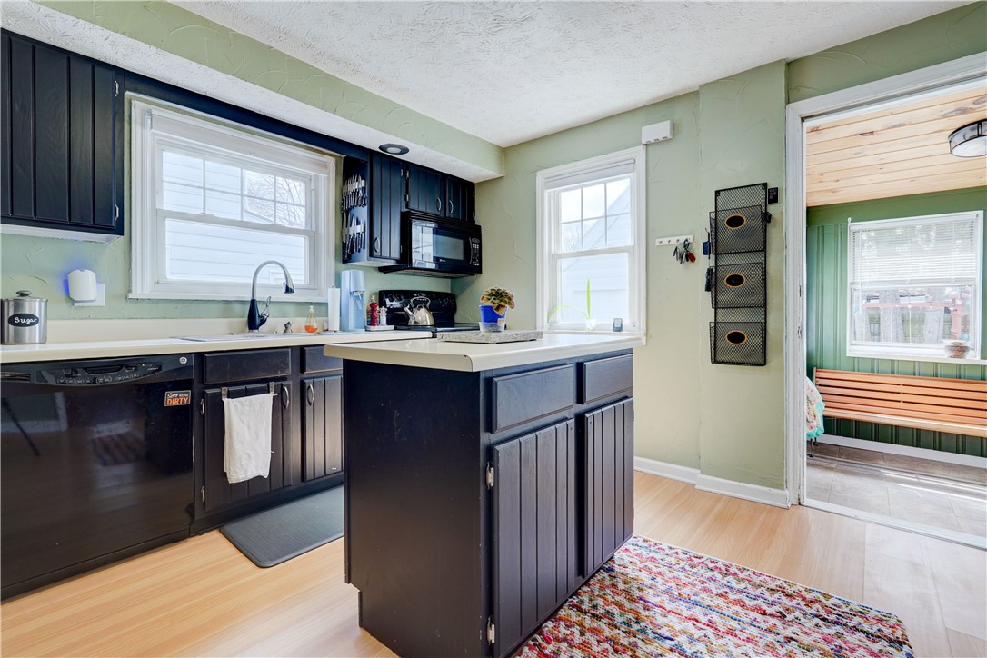 214 West Hickory Street East Rochester, NY 14445 - Photo 14 of 36