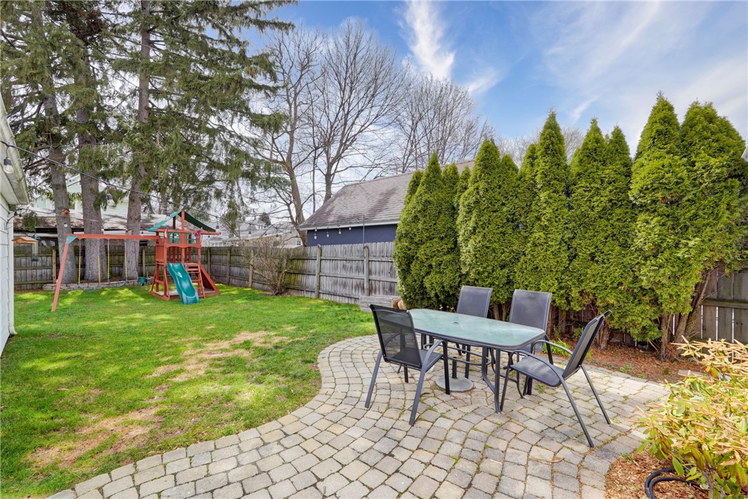 214 West Hickory Street East Rochester, NY 14445 - Photo 32 of 36