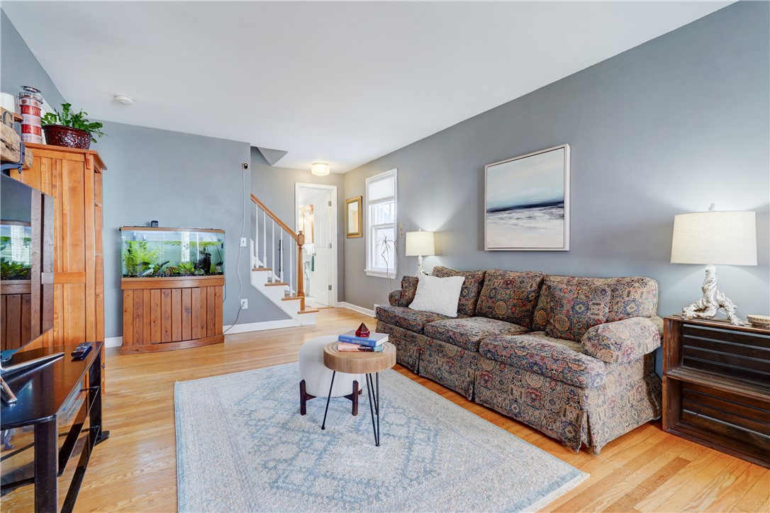 214 West Hickory Street East Rochester, NY 14445 - Photo 7 of 36