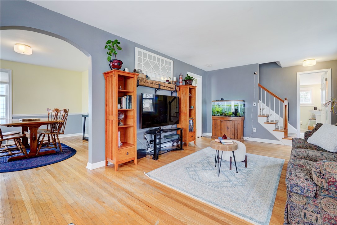 214 West Hickory Street East Rochester, NY 14445 - Photo 9 of 36