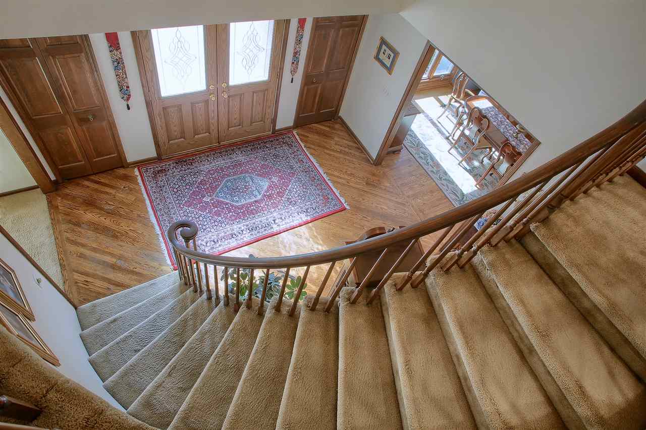 2614 Lambeth Park Rochester Hills, MI 48306 - Photo 5 of 32