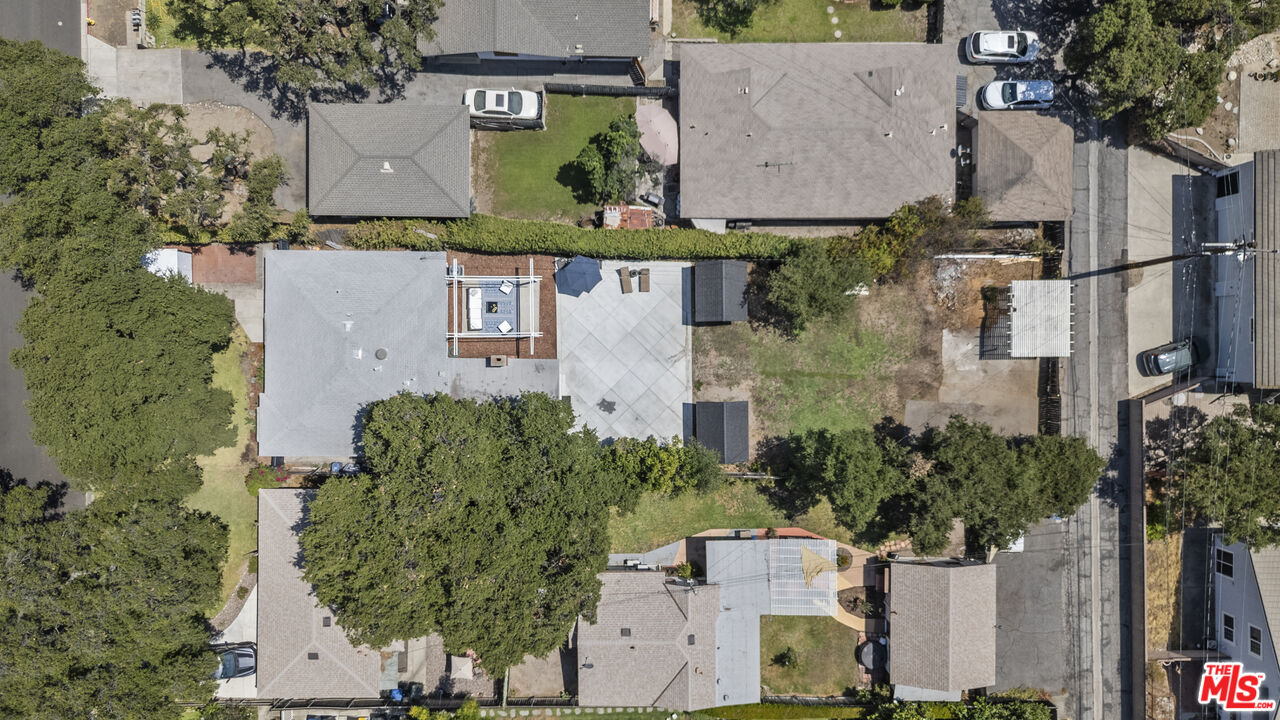 746 Valley View Avenue Monrovia, CA 91016 - Photo 47 of 53 an aerial view of multiple houses with outdoor space