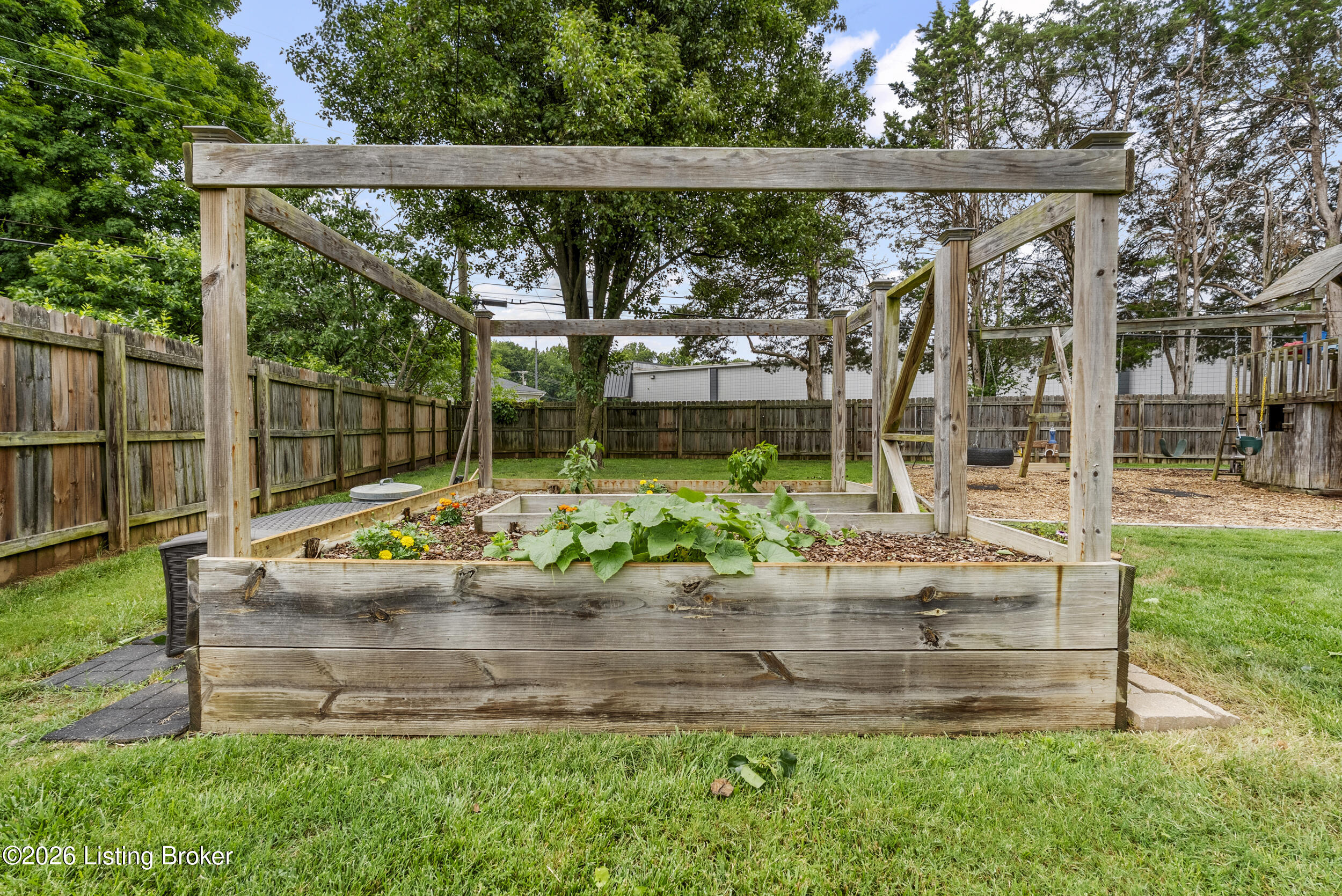 9901 Nanka Road Louisville, KY 40272 - Photo 49 of 66 dsc07689