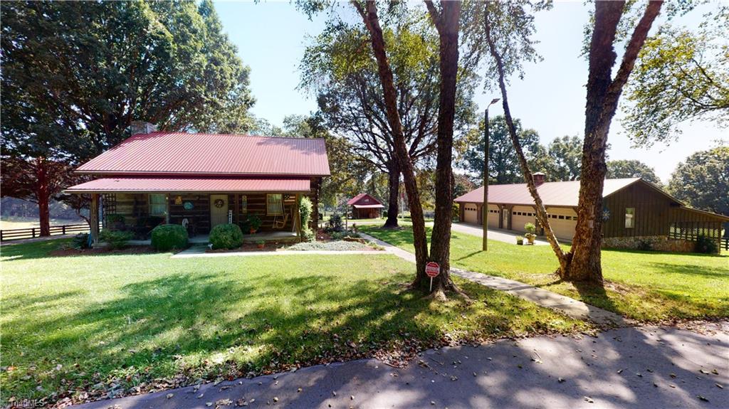 425 Towe Road Pilot Mountain, NC 27041 - Photo 14 of 29 Gallery Image 14