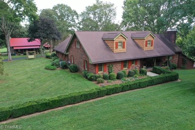 425 Towe Road Pilot Mountain, NC 27041 - Photo 26 of 29 Gallery Image 26