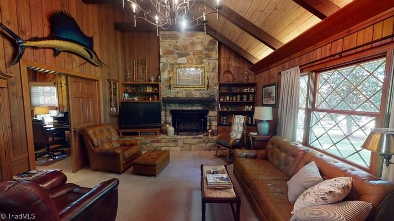 425 Towe Road Pilot Mountain, NC 27041 - Photo 4 of 29 Gallery Image 4