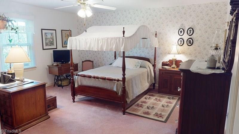 425 Towe Road Pilot Mountain, NC 27041 - Photo 10 of 29 Gallery Image 10