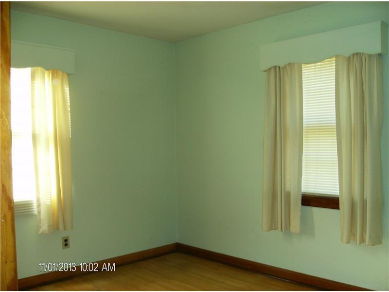 295 Shenango Road Beaver Falls, PA 15010 - Photo 8 of 18 Gallery Image 8